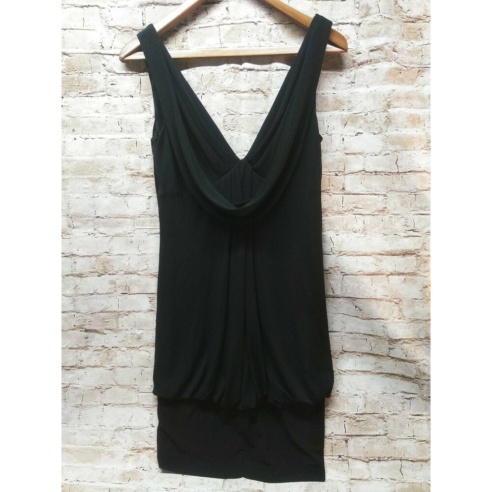 London Times Women Little Black Dress Size 10 Deep V Neckline Lined Fitted Hips